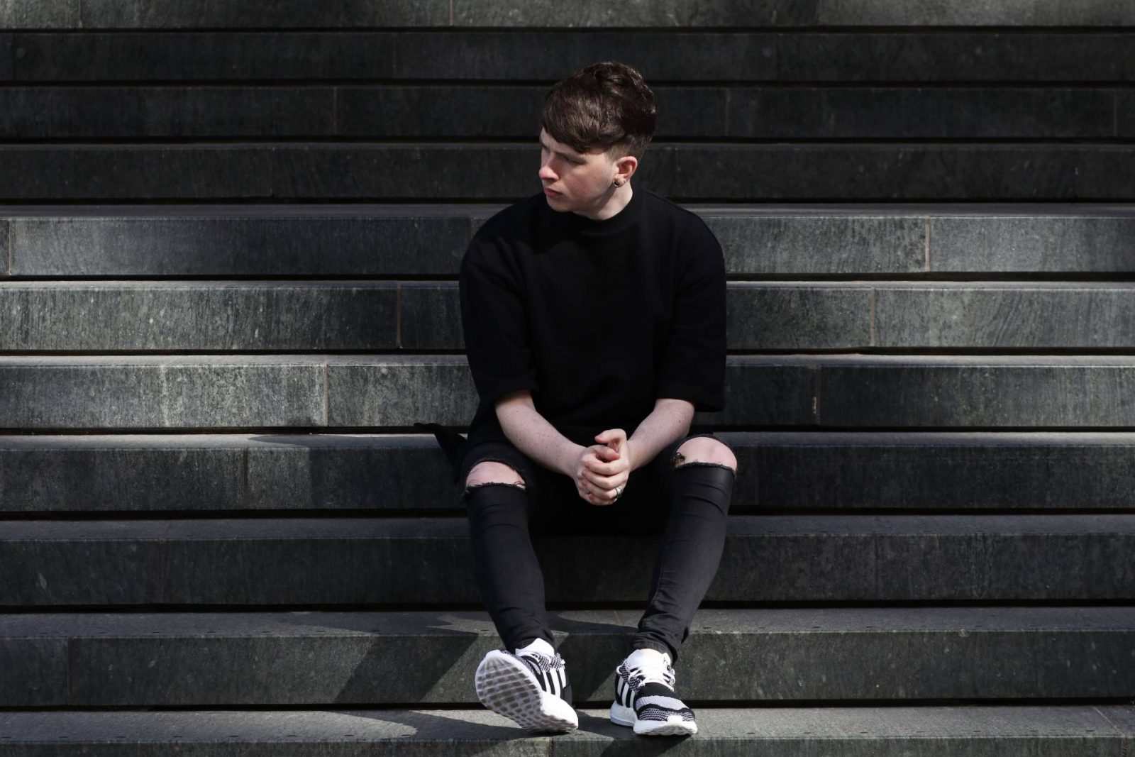 5 Reasons Why I Wear Black